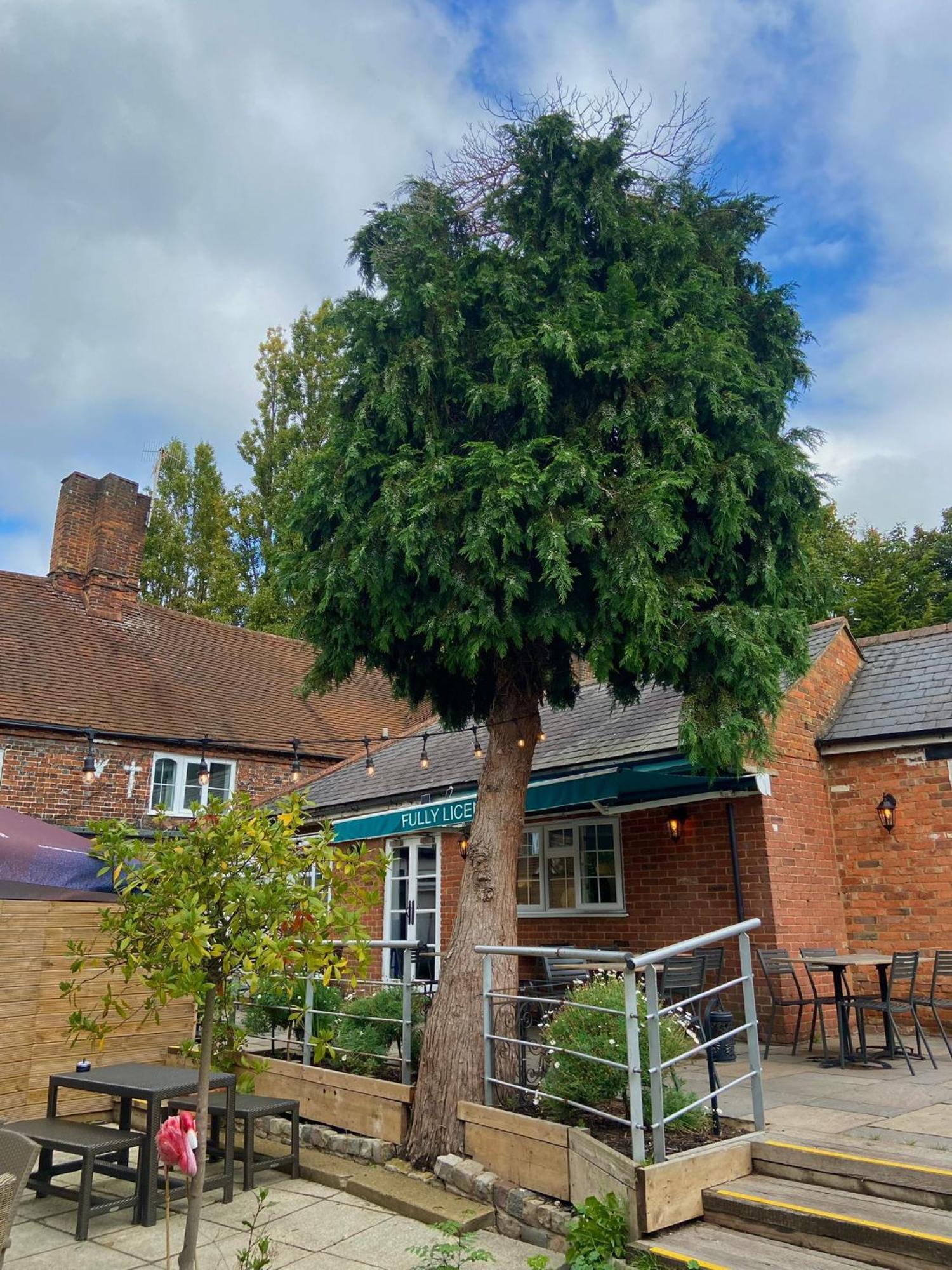 The King'S Lodge Hotel Kings Langley Exterior photo